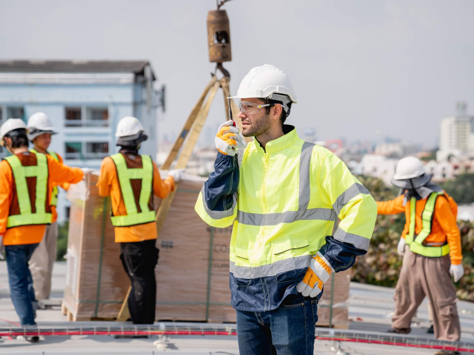 Odzież ochronna na budowie – jaką wybrać?