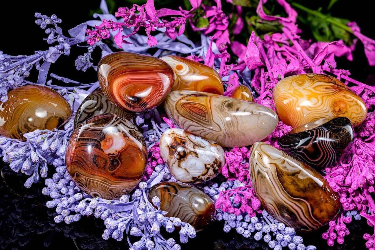 Agat – właściwości tego wyjątkowego kamienia
