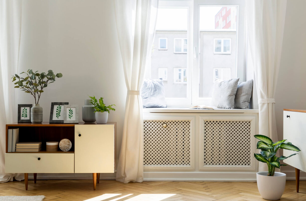 Jak zamaskować grzejnik żeliwny? 6 najlepszych sposobów