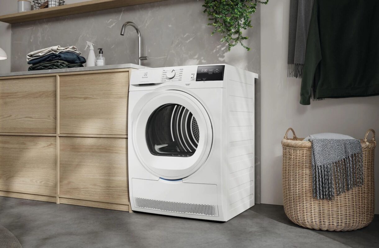 Susz odzież outdoorową i sportową bez obaw dzięki programowi Outdoor w suszarce AbsoluteCare