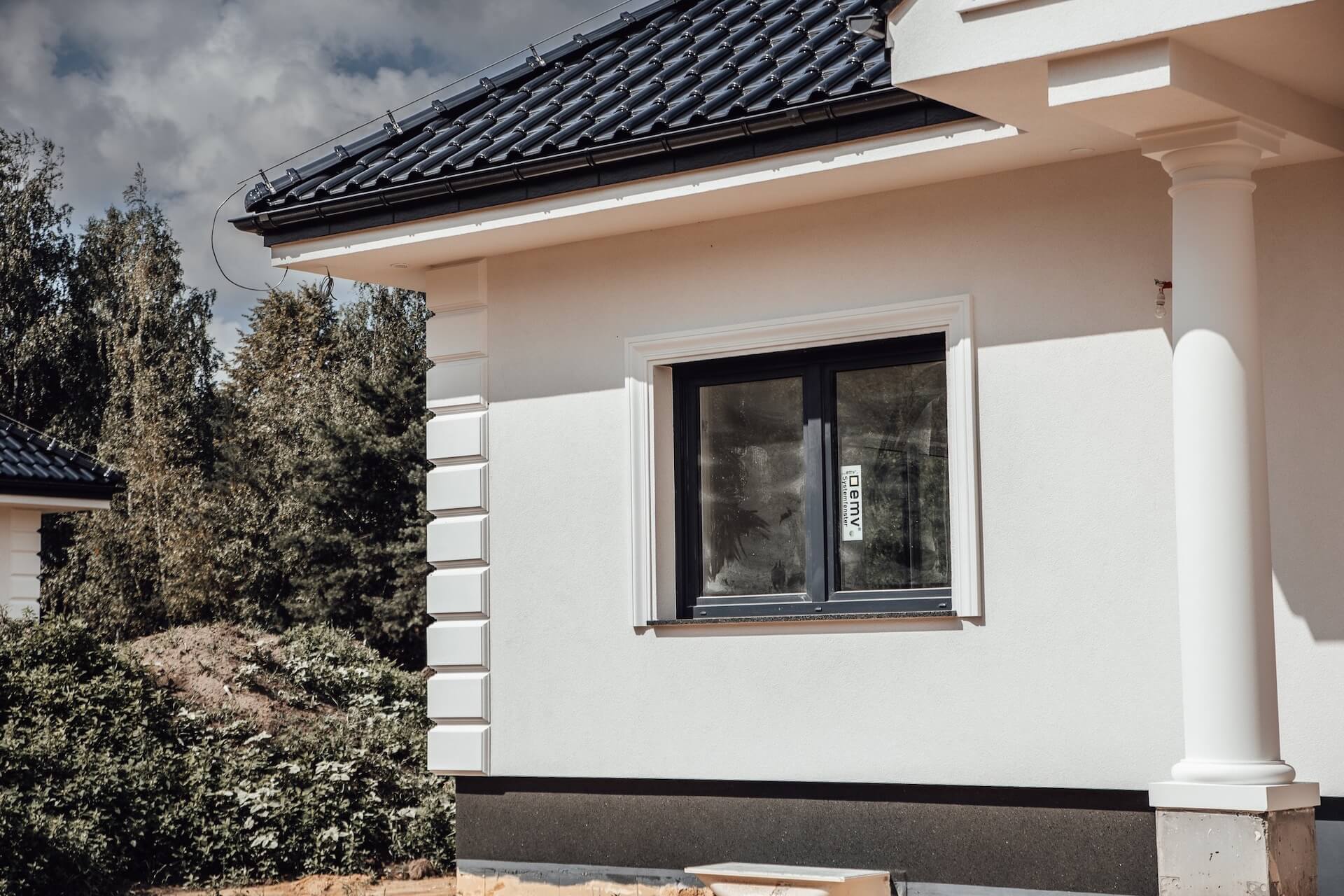 Okna Bielsko – od parametrów po montaż, czyli jak EMV System wspiera inwestorów