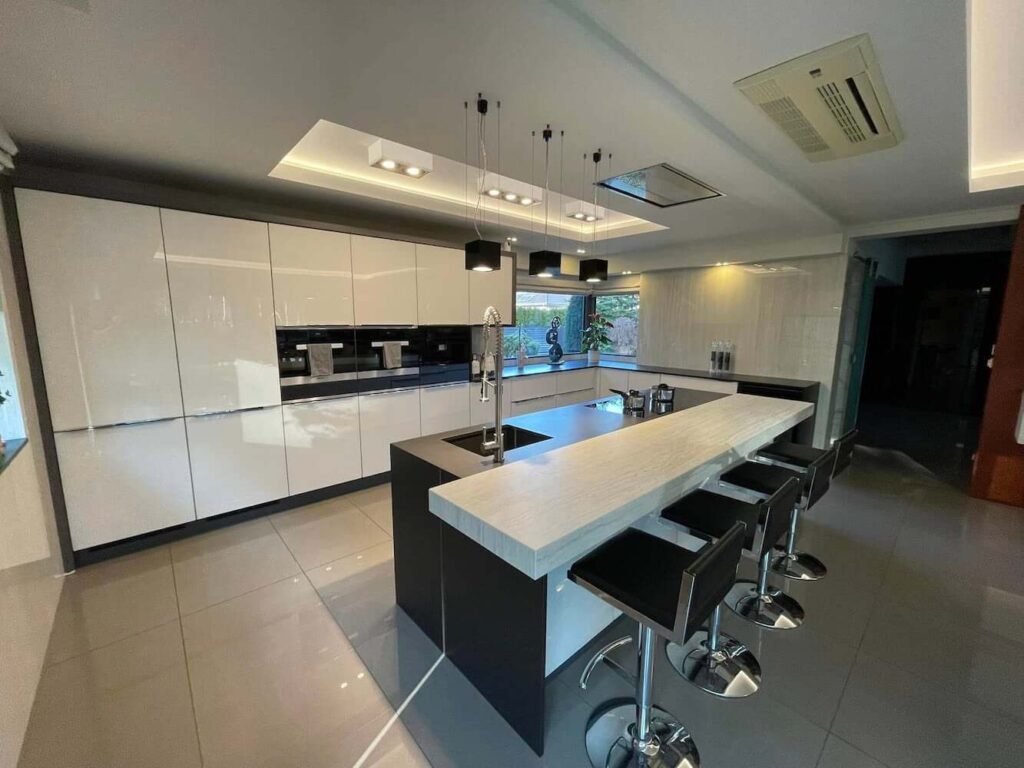 Zastosowanie spieku kwarcowego w kuchni 