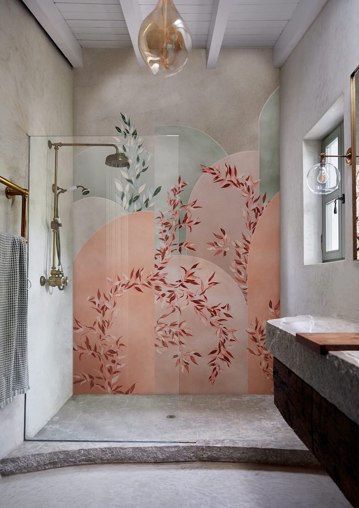 tapeta pod prysznicem w łazience 