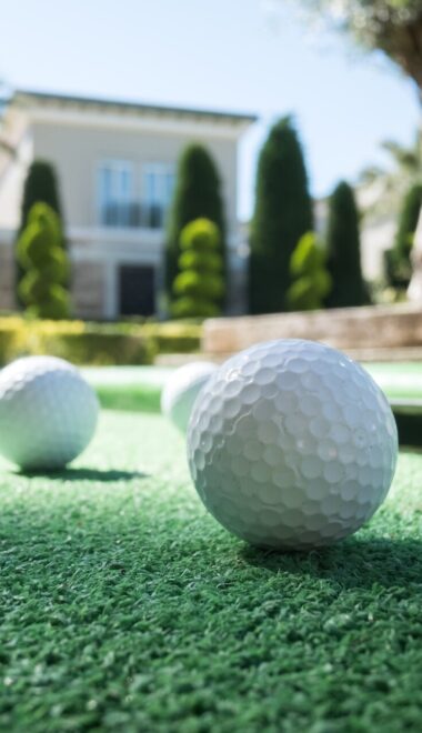 Nieruchomość przy polu golfowym w Hiszpanii – inwestycja w styl życia i wartość