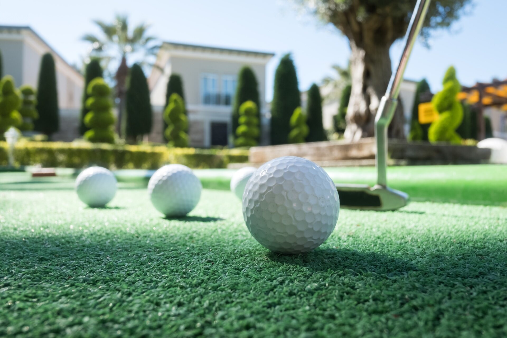 Nieruchomość przy polu golfowym w Hiszpanii – inwestycja w styl życia i wartość