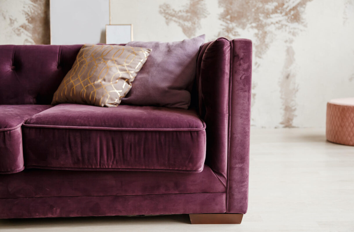 Jak dbać o meble tapicerowane, aby zachowały dobry wygląd na lata?