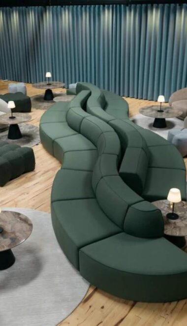 Jak urządzić nowoczesne wnętrze w stylu skandynawskim? Duński design, funkcjonalność i ponadczasowa forma
