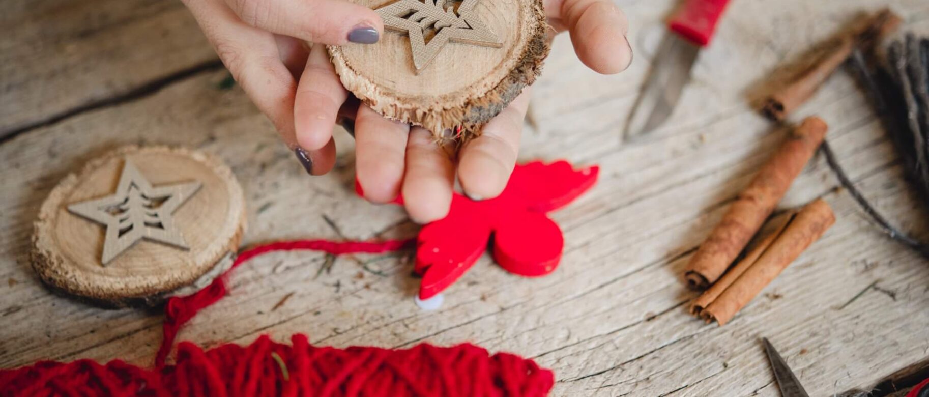 Ozdoby bożonarodzeniowe ręcznie robione – 8 pomysłów DIY krok po kroku